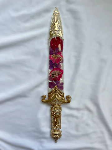 hydrangea & rose dagger