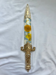 pansy & hydrangea dagger