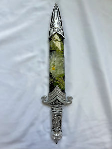 greenery dagger